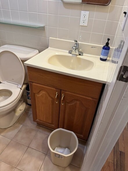 Bathroom #3 - 373 4th St