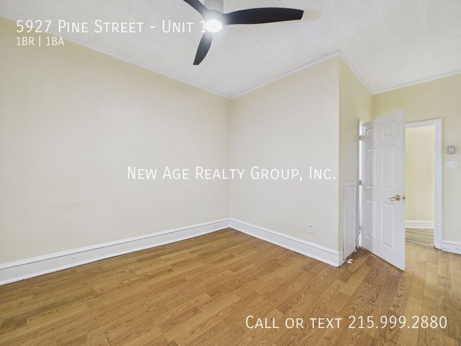 Building Photo - 5927 Pine St