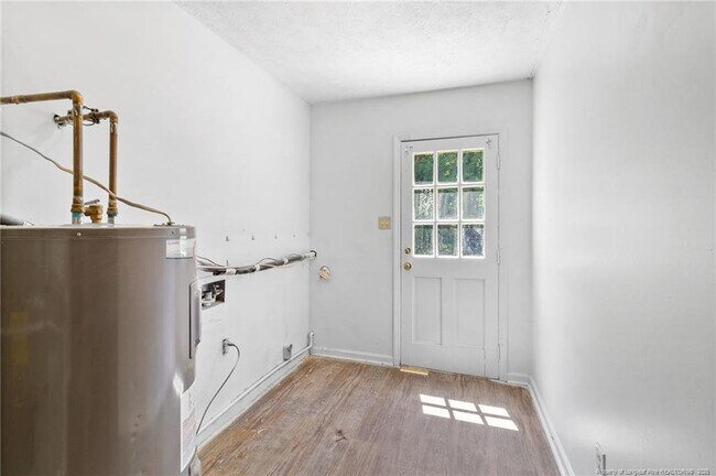 Building Photo - 464 Teal Ct