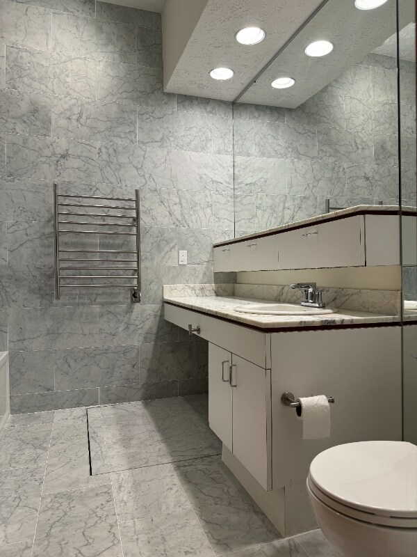 Building Photo - 814 N Park Ave