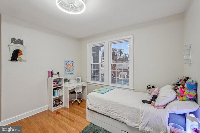 Building Photo - 3422 Pennsylvania Ave. SE