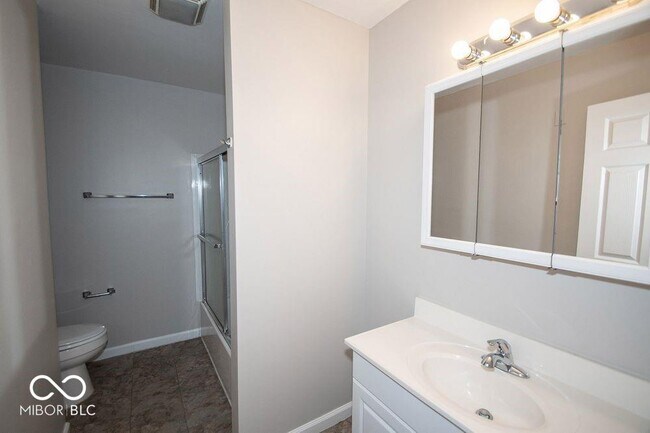 Building Photo - 1541 E Ohio St