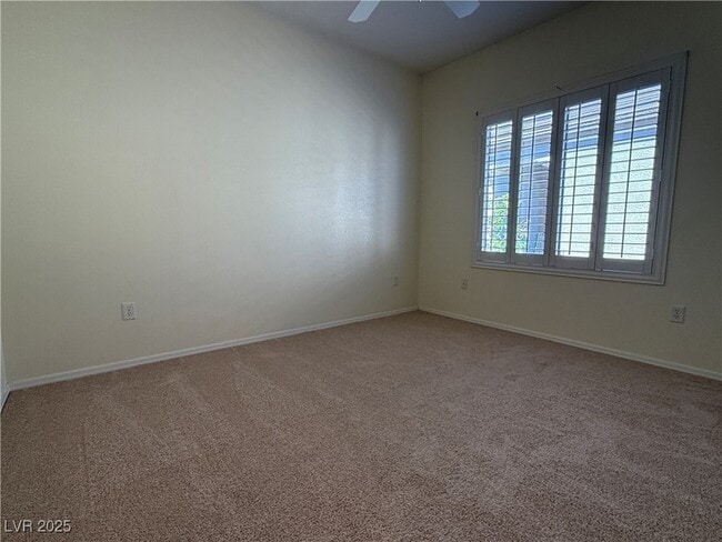 Building Photo - 3025 Seaford Peak Dr