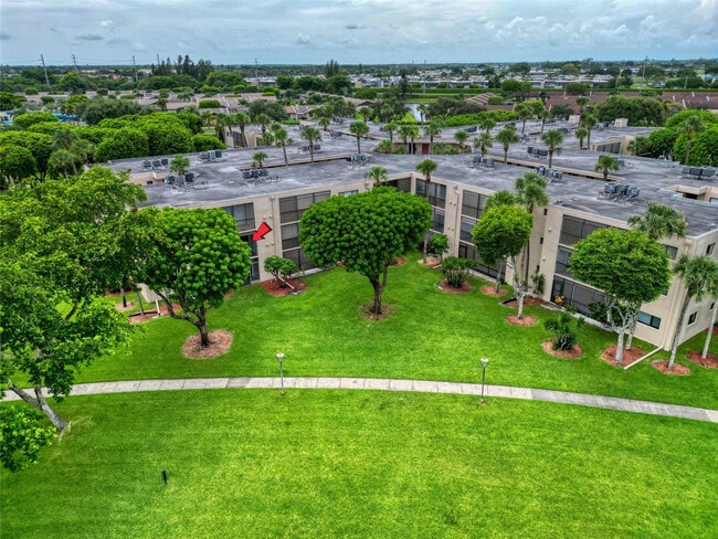 Building Photo - 5250 Las Verdes Cir