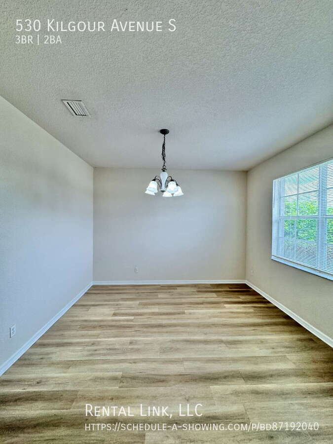 Building Photo - 530 Kilgour Ave S