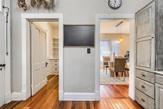 Building Photo - 4188 Winona Ct