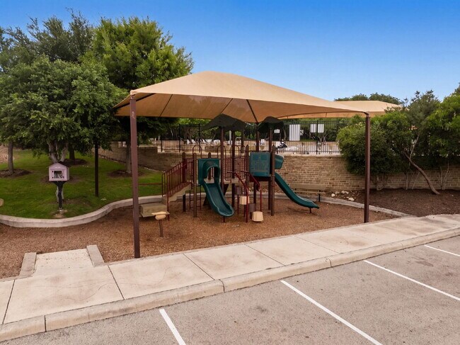 Building Photo - Greenbelt - Cul De Sac - Oversized Homesite