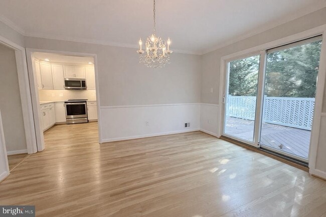 Building Photo - 6223 Loch Raven Dr