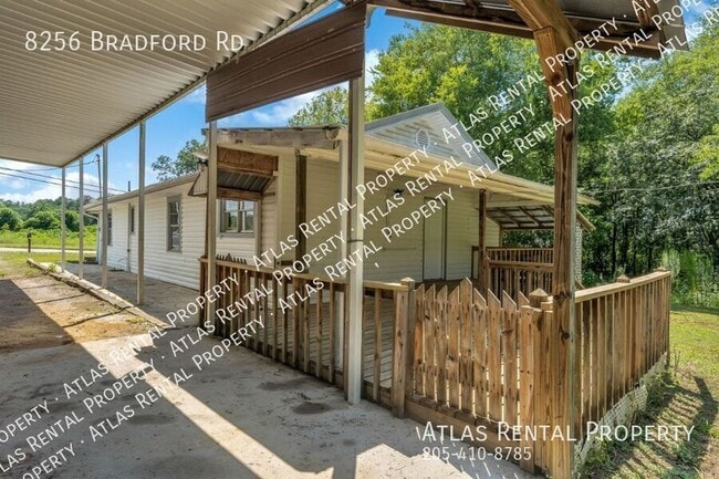Building Photo - 8256 Bradford Rd
