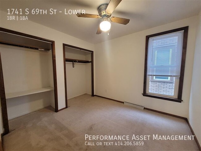 Building Photo - Charming 1-Bedroom Lower Unit with Modern ...