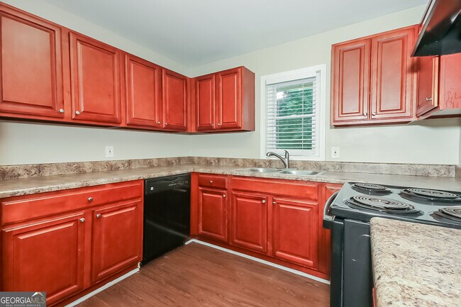 Building Photo - 261 Hermer Cir NW