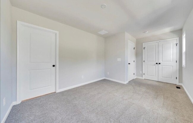 Building Photo - Brand New Townhouse in Blacksburg, VA.