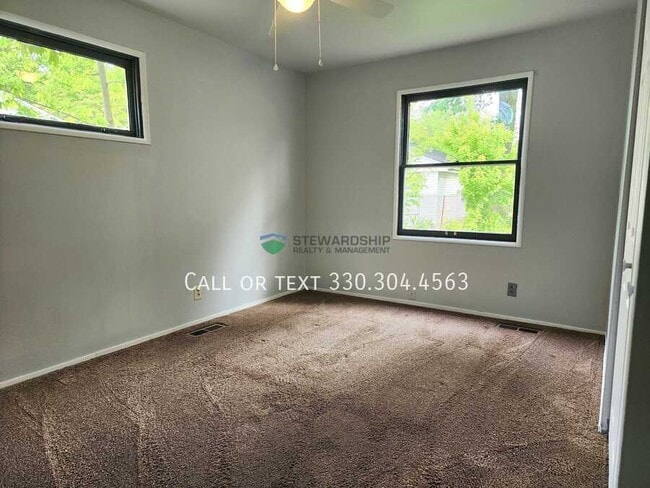 Building Photo - 2461 Briner Ave
