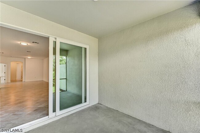 Building Photo - 20545 Hazelnut Ct