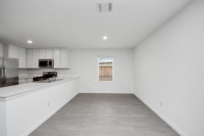 Building Photo - 3009 Blue Gem Ct