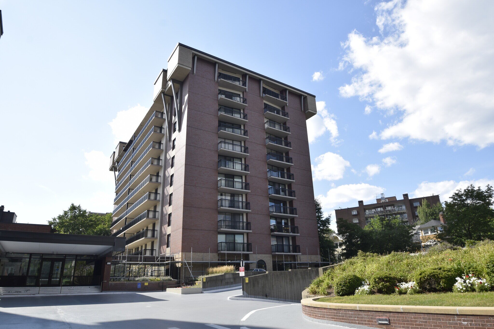 Building Photo - 50 Longwood Ave