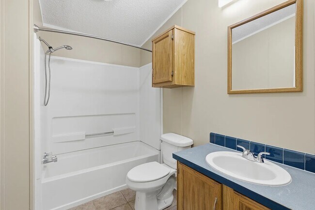 Building Photo - 2430 N Flounder Dr