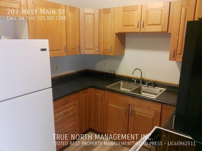 Building Photo - 207 W Main St