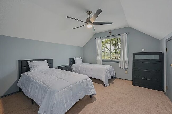 Building Photo - 2810 Cimarron Ct