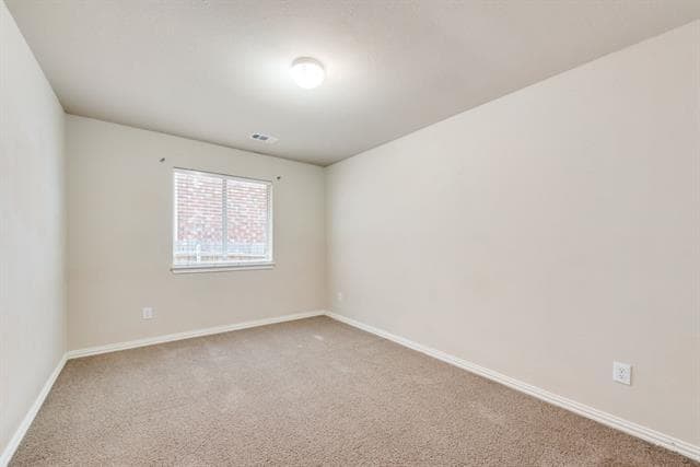 Building Photo - 5036 Birchwood Dr