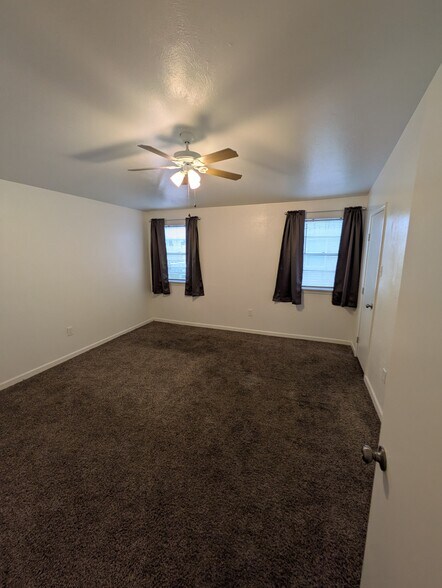 Guest bedroom - 4340 Georgia Ave