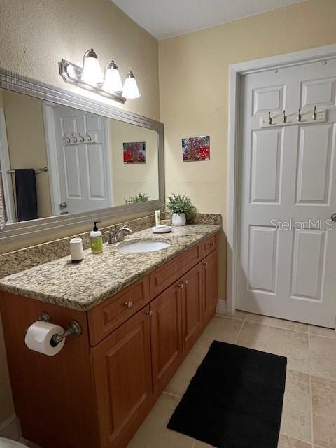 Building Photo - 455 Alt 19