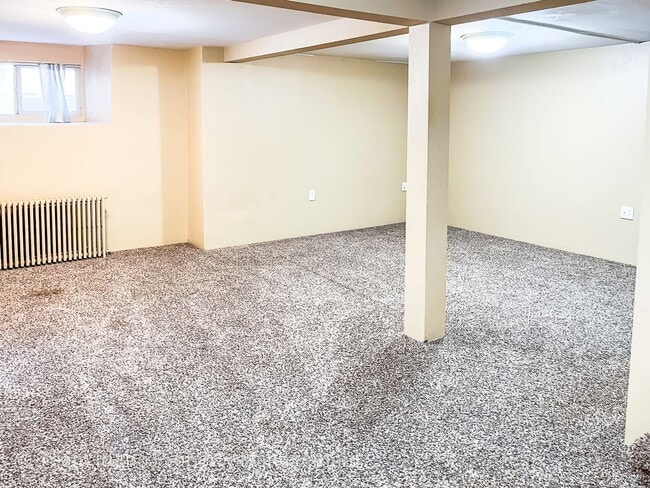 Building Photo - Charming 3bed/3bath home in Historic Fort Russell District