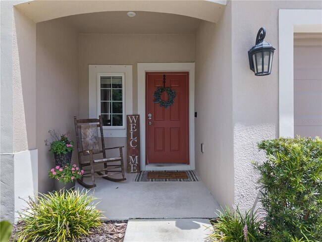 Building Photo - 10348 Oakside Dr