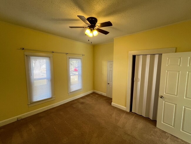 Building Photo - One Level Living with Central Air