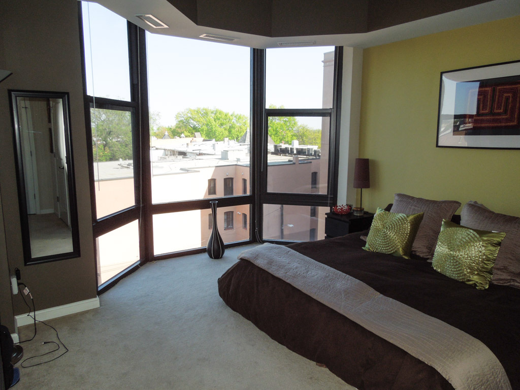 Master Bedroom Bay Window - 1390 Kenyon St NW