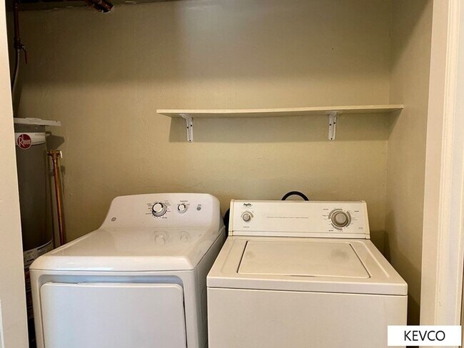 Building Photo - Stunning Home in Central FoCo!