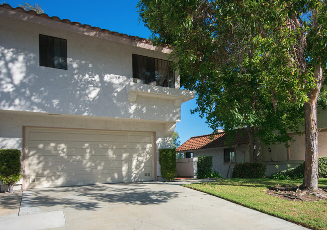 Building Photo - La Costa Meadowridge 3BR/2.5BTH Newly Remo...