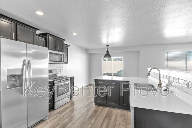 Building Photo - 268 Wren Hill Ln