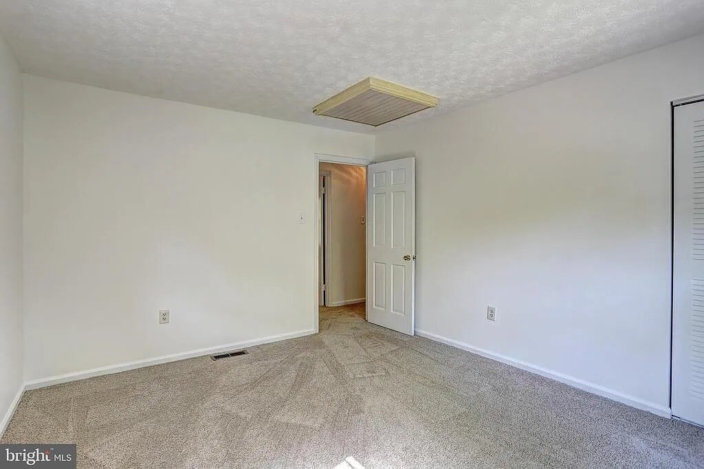 Building Photo - 5463 Watercress Pl