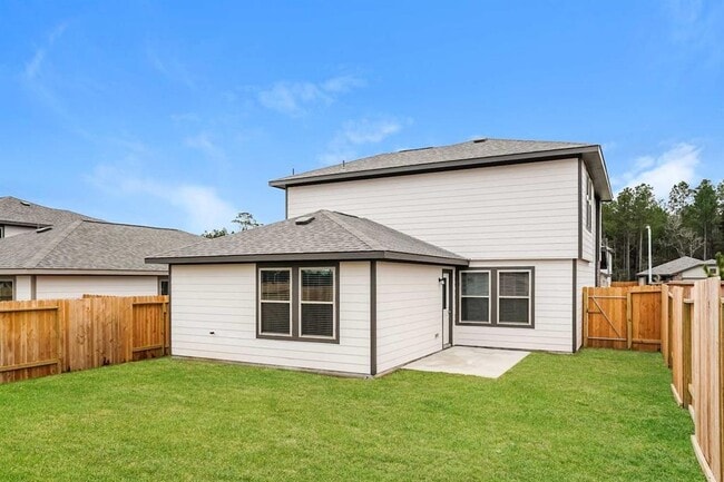 Building Photo - 24924 Aconite Ln