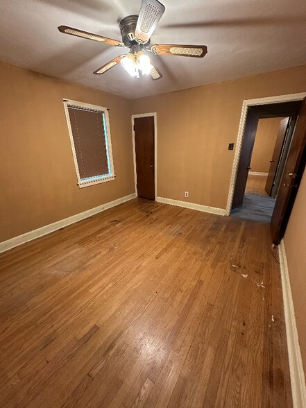 Building Photo - 1652 Grape Ave