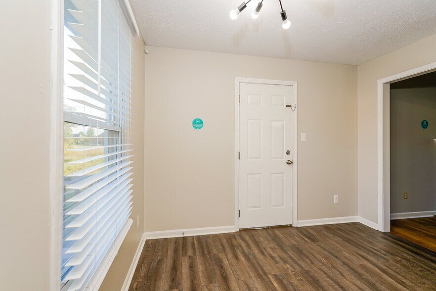 Building Photo - 3928 Liberty Meadows Rd