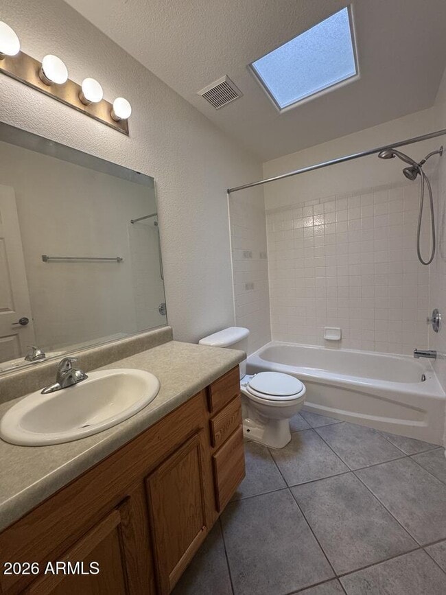 Building Photo - 1053 Monte Vista Ave