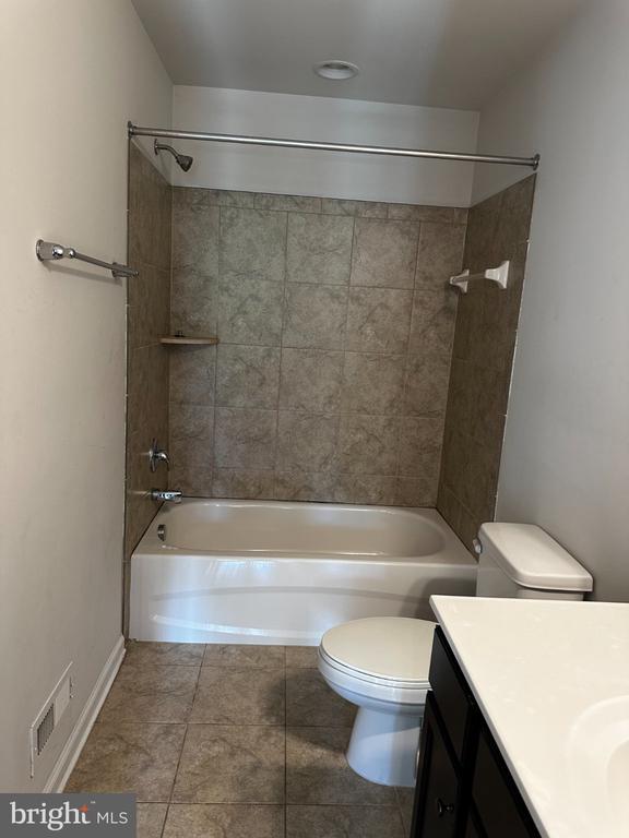 Building Photo - 4203 Flanders Ct