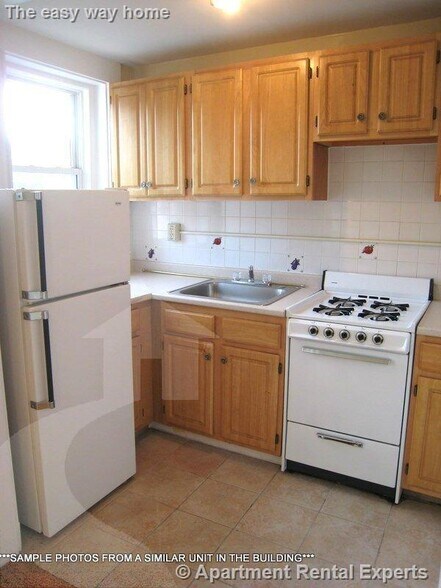 Building Photo - 5 Craigie Cir