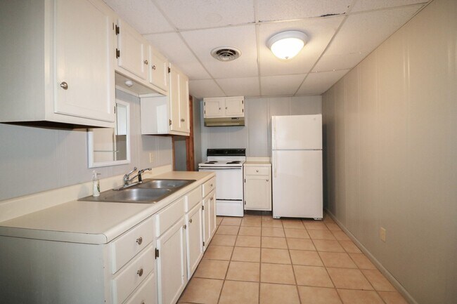 Building Photo - Monthly Waterfront Cabin with Slip