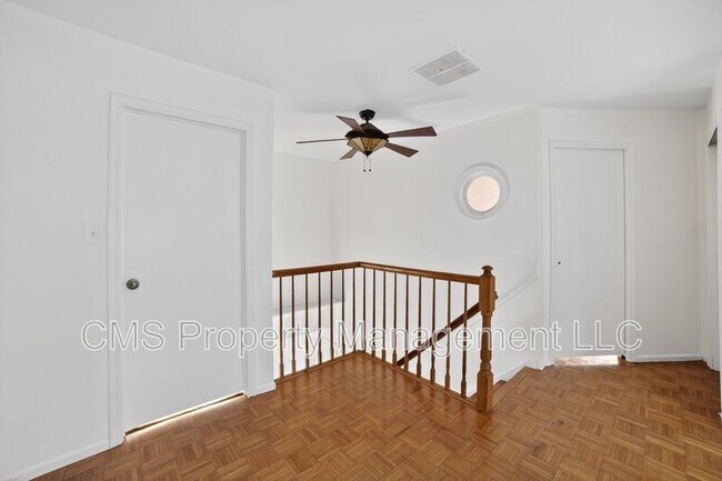 Building Photo - 1803 Poplar Ct