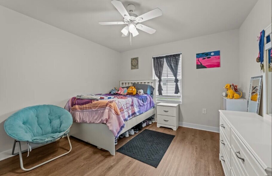 Building Photo - 107 Martha Washington Pky