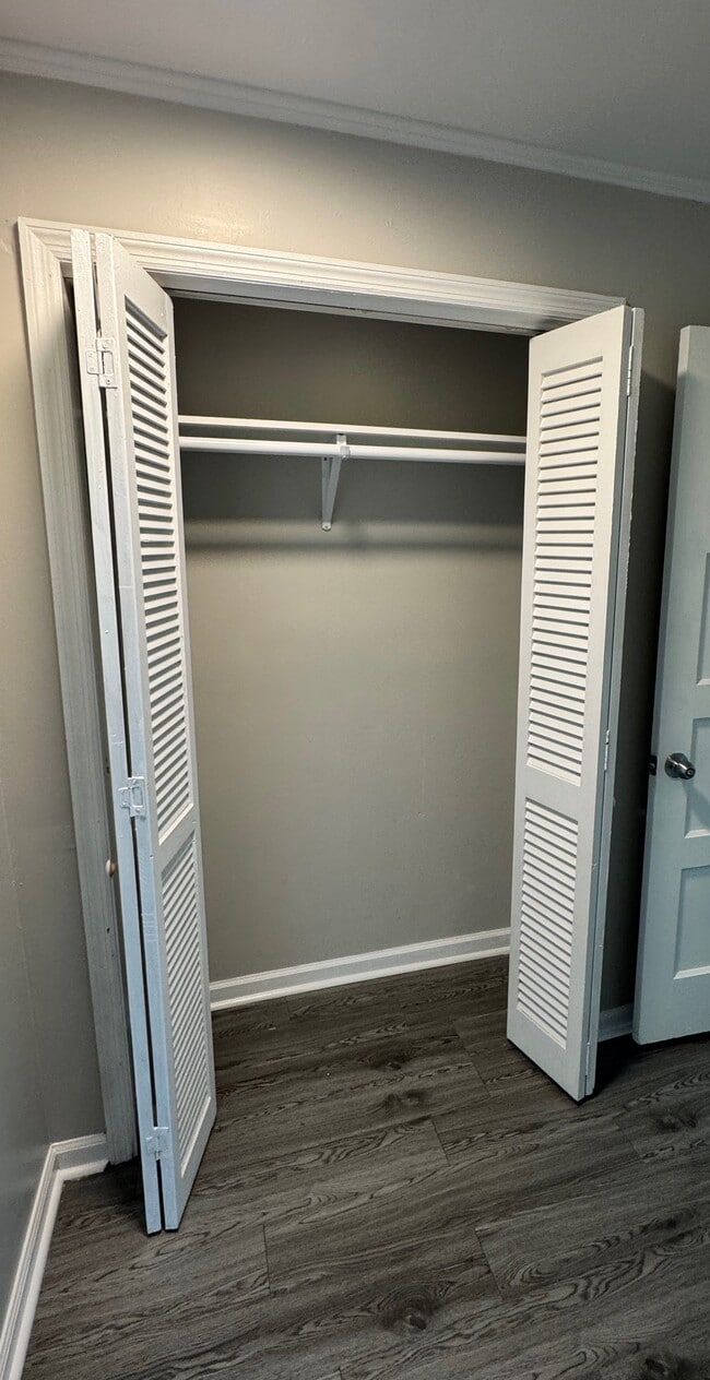 Building Photo - 222 Reynolds St