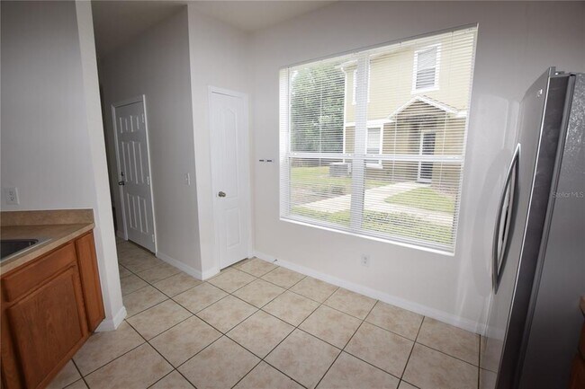 Building Photo - 15349 Oak Apple Ct
