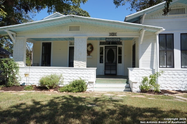 Building Photo - 545 Willow Ave