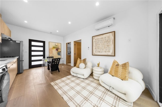 Building Photo - 2203 Pelham Ave