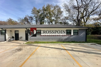 Building Photo - Pecan St. (LEASE UP ONLY)