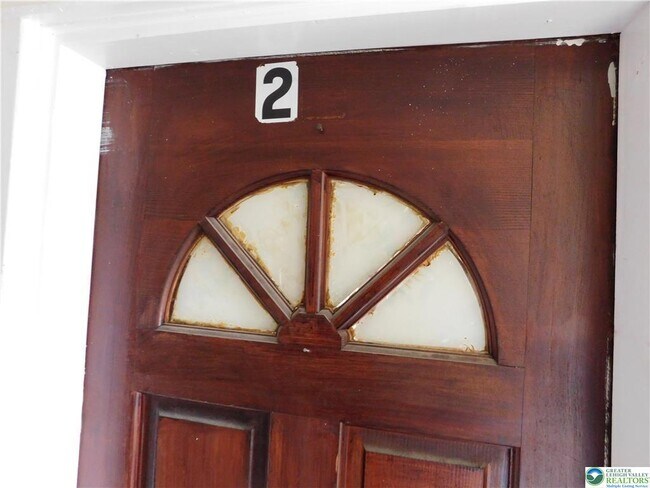 Building Photo - 1307 E 4th St