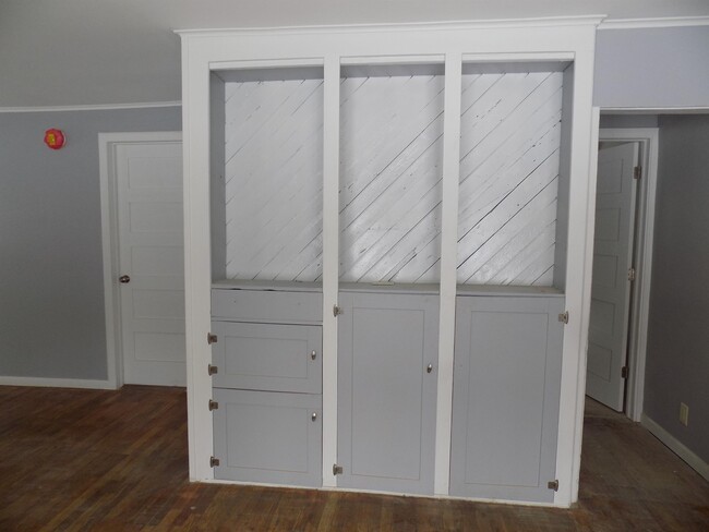 Building Photo - 1214 S Eaton St